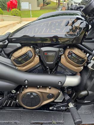 HARLEY-DAVIDSON SPORTSTER S 